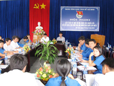 Lấy ý kiến xây dựng văn kiện Đại hội Đoàn toàn quốc