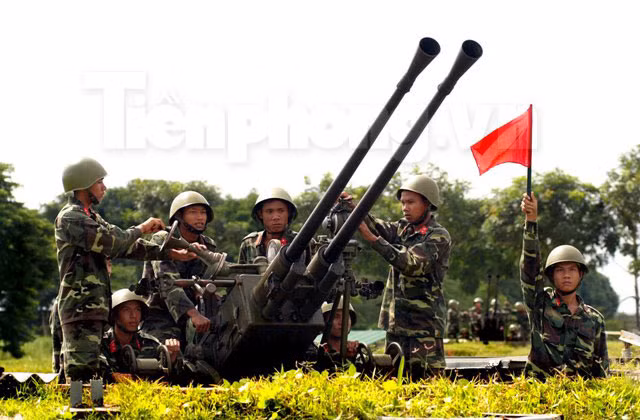 Pháo phòng không dũng mãnh gác trời Tây Nam bộ