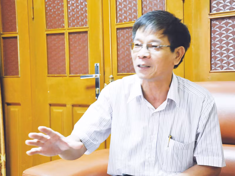 Ông Lê Hữu Thể, người ký quyết định trả tự do cho các bị án Lợi, Tình, Kiên