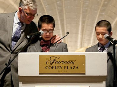 Viết tiếp giấc mơ Mỹ của anh em gốc Việt