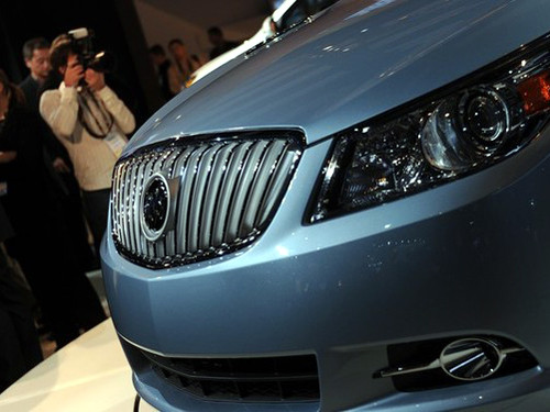 Buick LaCrosse đời 2012 mạnh mẽ hơn với động cơ mới
