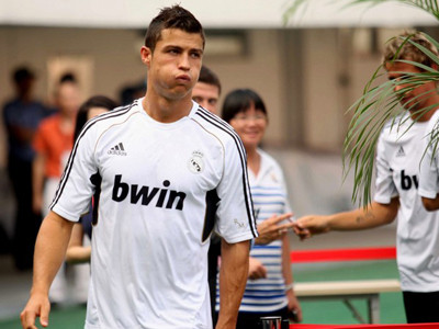 Ronaldo làm các CĐV Trung Quốc tức giận