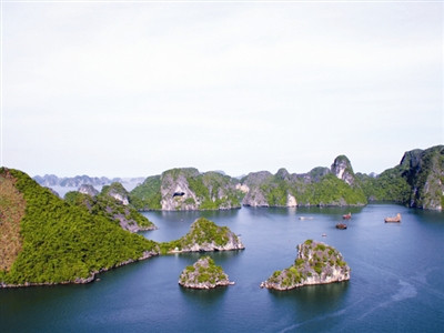 Vịnh Hạ Long: Sau dạ hội mừng chiến thắng là gì