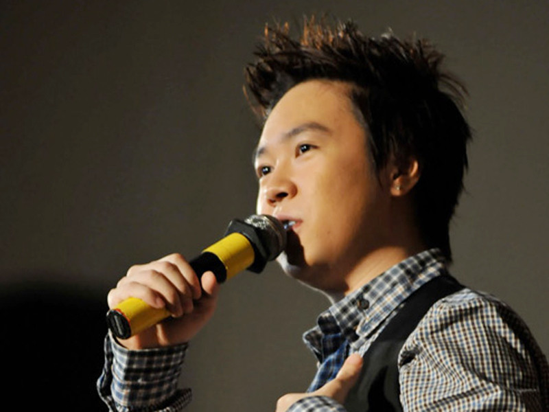 Lê Hiếu: Được nhờ Văn Mai Hương