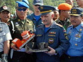 Hộp đen máy bay Sukhoi bị hư hỏng nặng