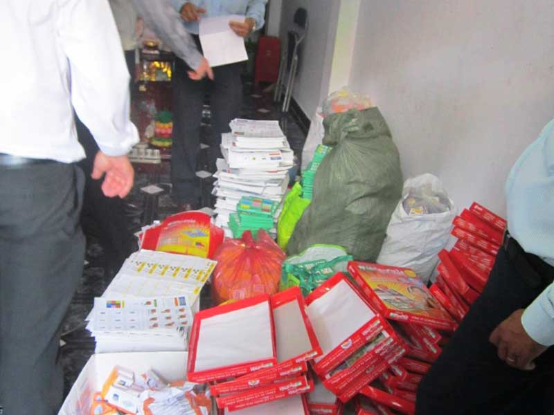 Khám phá đường dây in, bán sách lậu