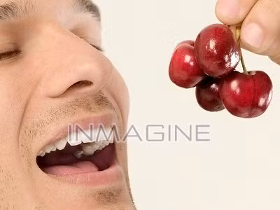 Ăn quả anh đào giúp giảm đợt gút cấp