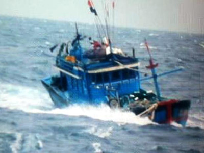 Nhiều tàu chìm, hư hỏng do bão số 2