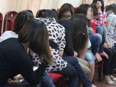 Hơn 800 gái mại dâm được trả về cộng đồng