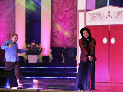 Hài tết chưa hết nhảm