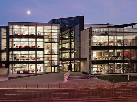 12 đại học dễ kiếm việc làm nhất ở xứ sương mù