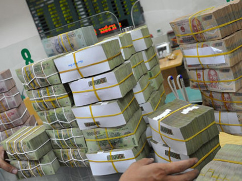 Vì sao đại gia, chân dài cùng hao tiền, tốn của?