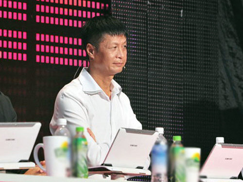 Lê Hoàng: 'Ai nói gì, tôi không quan tâm'