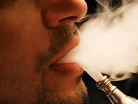 Shisha "chế" - món mới của dân chơi