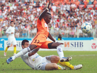 Đá sớm vòng 6 V - League: Lạ lùng tân binh Đồng Nai