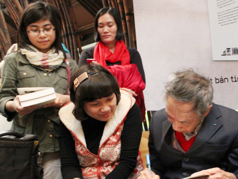 'Lolita' - trái cấm không già