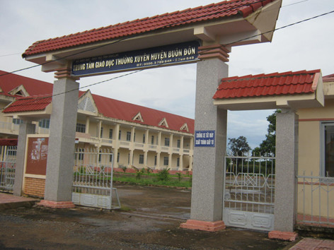 Ký khống học bạ cho học sinh rởm tốt nghiệp