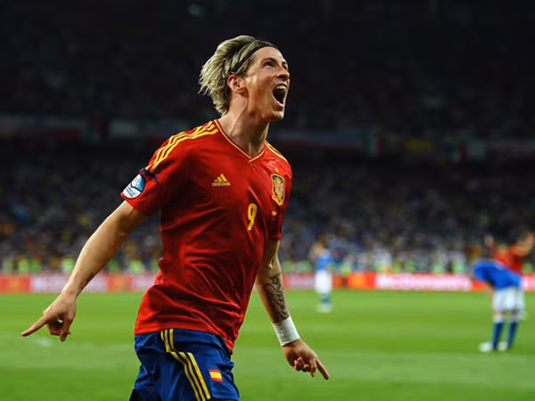 Torres giành Vua phá lưới vì thường xuyên dự bị