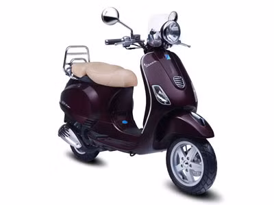 Vespa LXV ra mắt với động cơ 3V