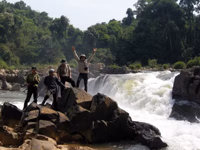 Hang Thoát y chốn thâm sơn cùng cốc