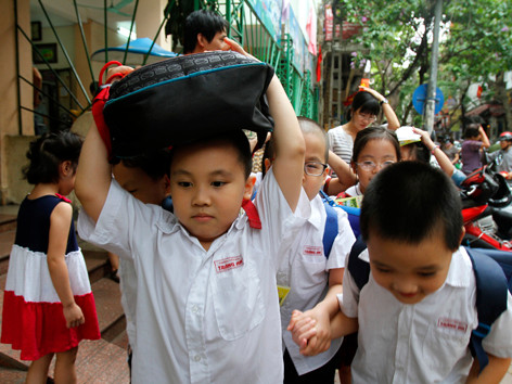 Không biến trông giữ học sinh tiểu học ngoài giờ thành dạy, học thêm