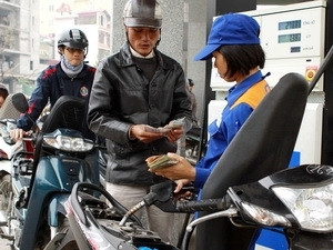 Không tăng giá xăng và giảm sử dụng quỹ bình ổn