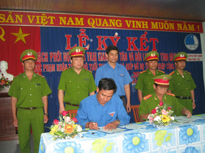 Những mảnh đời trong trại giam