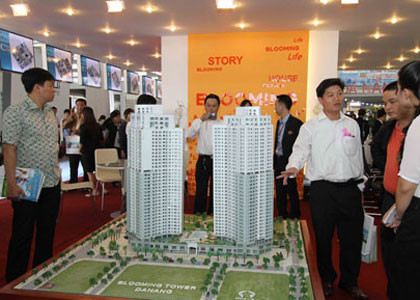 Địa ốc TPHCM: Nhiều chiêu bán hàng lạ