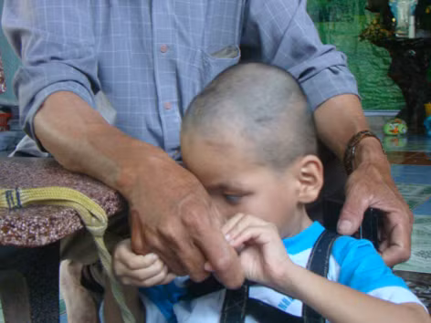 Cha của 44 đứa con