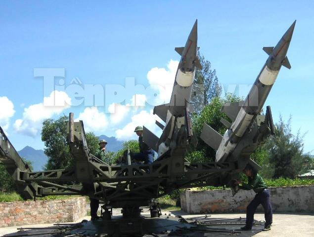 ‘Lạc’ trong thế trận phòng không