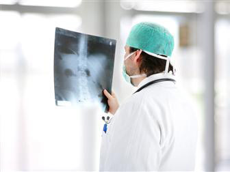 Một người đàn ông ở Nhật đã giả danh bác sỹ và chẩn đoán bệnh cho hơn 2.300 bệnh nhân