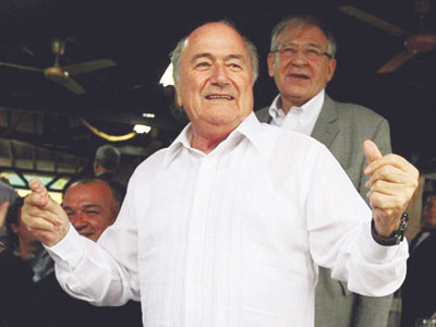 Bước ngoặt bằng chủ đề chống tham nhũng