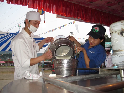 Thành công nhờ liên kết chăn nuôi nông hộ