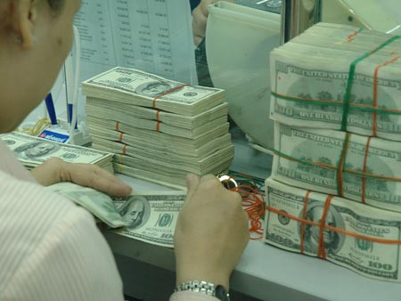 Giám sát thị trường ngoại hối