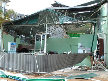 Nổ kinh hoàng, dân bàng hoàng tưởng động đất