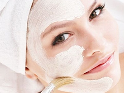 'Đánh bay' nếp nhăn bằng mặt nạ tự nhiên