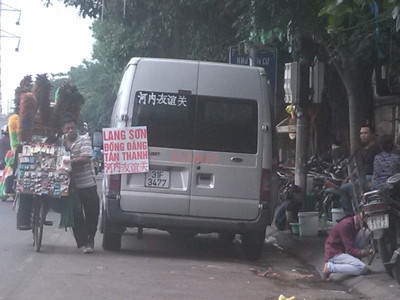 Dẹp nhiều điểm đen xe 'dù', bến 'cóc'