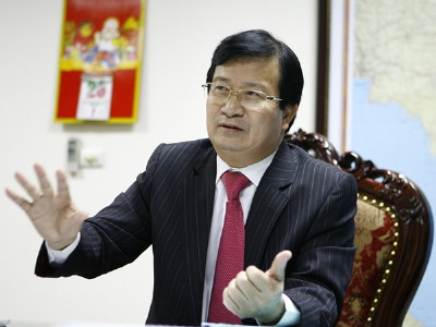 Bộ trưởng Bộ Xây dựng đối thoại trực tuyến về BĐS