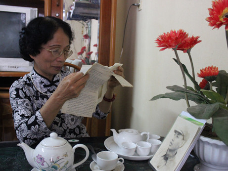 Chuyện tình của cô giáo 38 năm tìm mộ người yêu