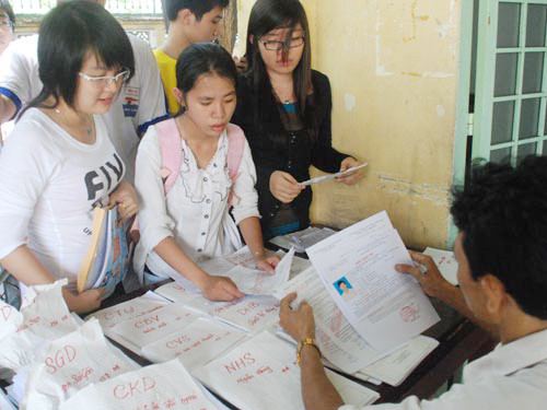 Trường địa phương ở phía Nam hút hồ sơ