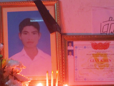 Cậu học trò quên mình cứu người