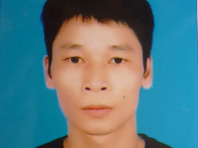 Không chờ thuốc độc, tử tù tự sát