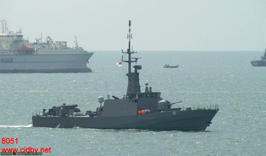 Singapore đóng mới tám tàu tuần tra