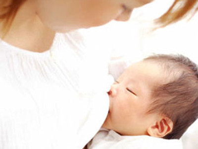 Cách phòng tránh tử vong khi trẻ sặc sữa