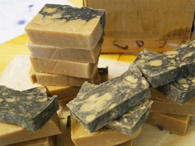 Kinh doanh xà phòng làm từ sữa mẹ