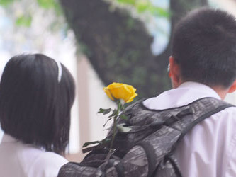 "Yêu" bạo từ thuở 13