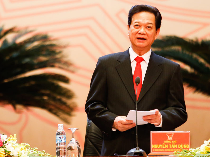 Thủ tướng đối thoại với thanh niên: Đất nước ta thiếu cả thầy lẫn thợ