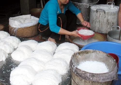 Nhiều tỉnh phía Nam phát hiện bún nhiễm hóa chất