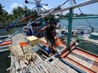 Philippines tố Trung Quốc xây dựng trái phép tại Scarborough/Hoàng Nham