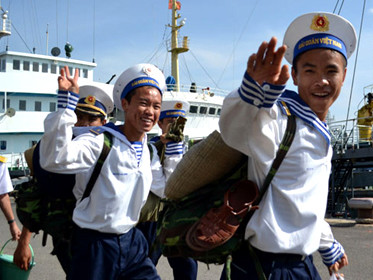 Chuẩn bị cho bộ đội Trường Sa đón Tết